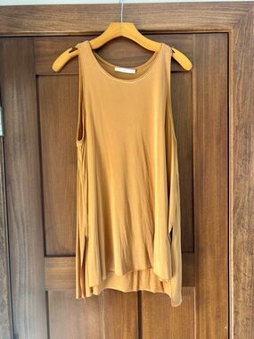 Women's Sleeveless Swing Tank Top - Mustard
